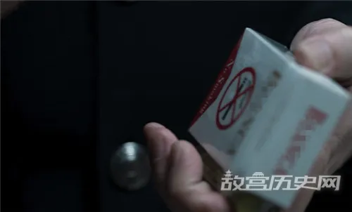《罚罪》肖振邦香烟是什么牌子 肖振邦敲香烟盒的含义解析
