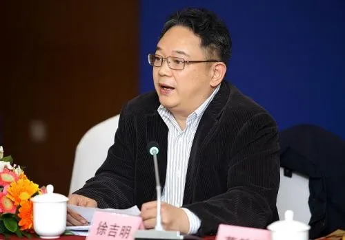 中石油纪检组组长徐吉明简历及照片 原任审计署办公厅主任