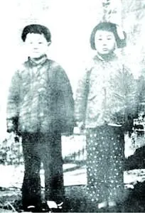 莫言8岁旧照曝光 穿棉袄单裤暗示其幼时饥寒交迫为假