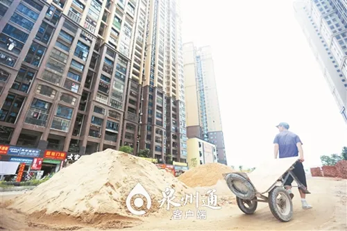 “沙霸”“搬霸”如何霸占小区业务？一个楼盘就能牟利数百万元