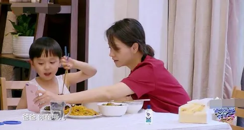 《妈妈是超人》邓莎老公正式出场 大麟子全名叫什么