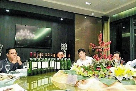 周少强被曝一顿晚餐洋酒七八万。(资料图片)