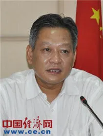 钟挥锷接棒邢太安任汕头市纪委书记