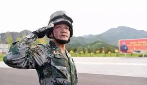 邓志平任西部战区副参谋长 简历照片：曾在老山前线立功