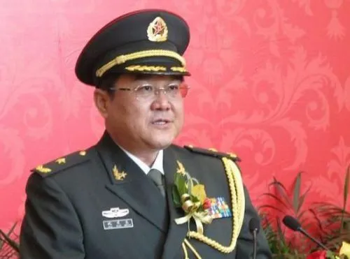 祝庆生少将出任陆军副参谋长，曾任驻澳门部队司令员(图)