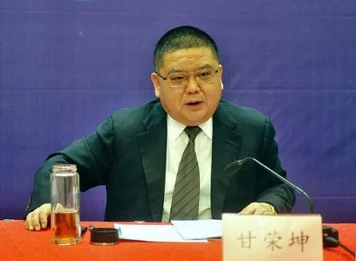 甘荣坤担任省委政法委书记。 资料图