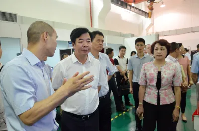 泉州市委常委、统战部部长林万明到洛江区开展第二季度活动周调研