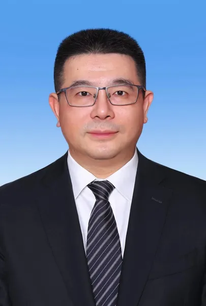 李云当选为绵阳市市长 李云简介照片