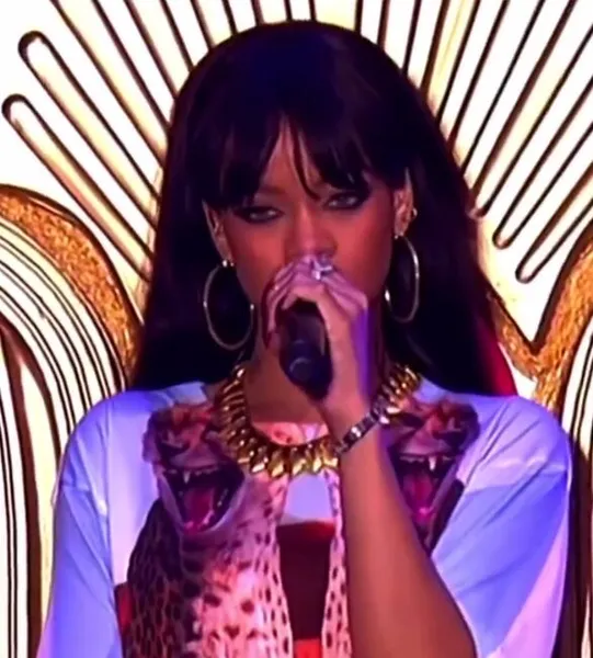 Rihanna二胎得女 去年五月蕾哈娜曾产下一子