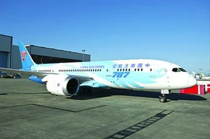 波音787梦想客机登陆中国 南航787和A380齐飞